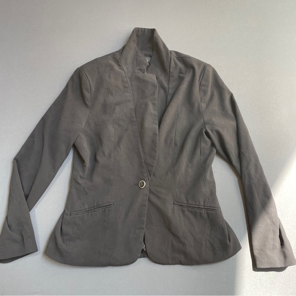 AGB Black Blazer - Picture 1 of 12